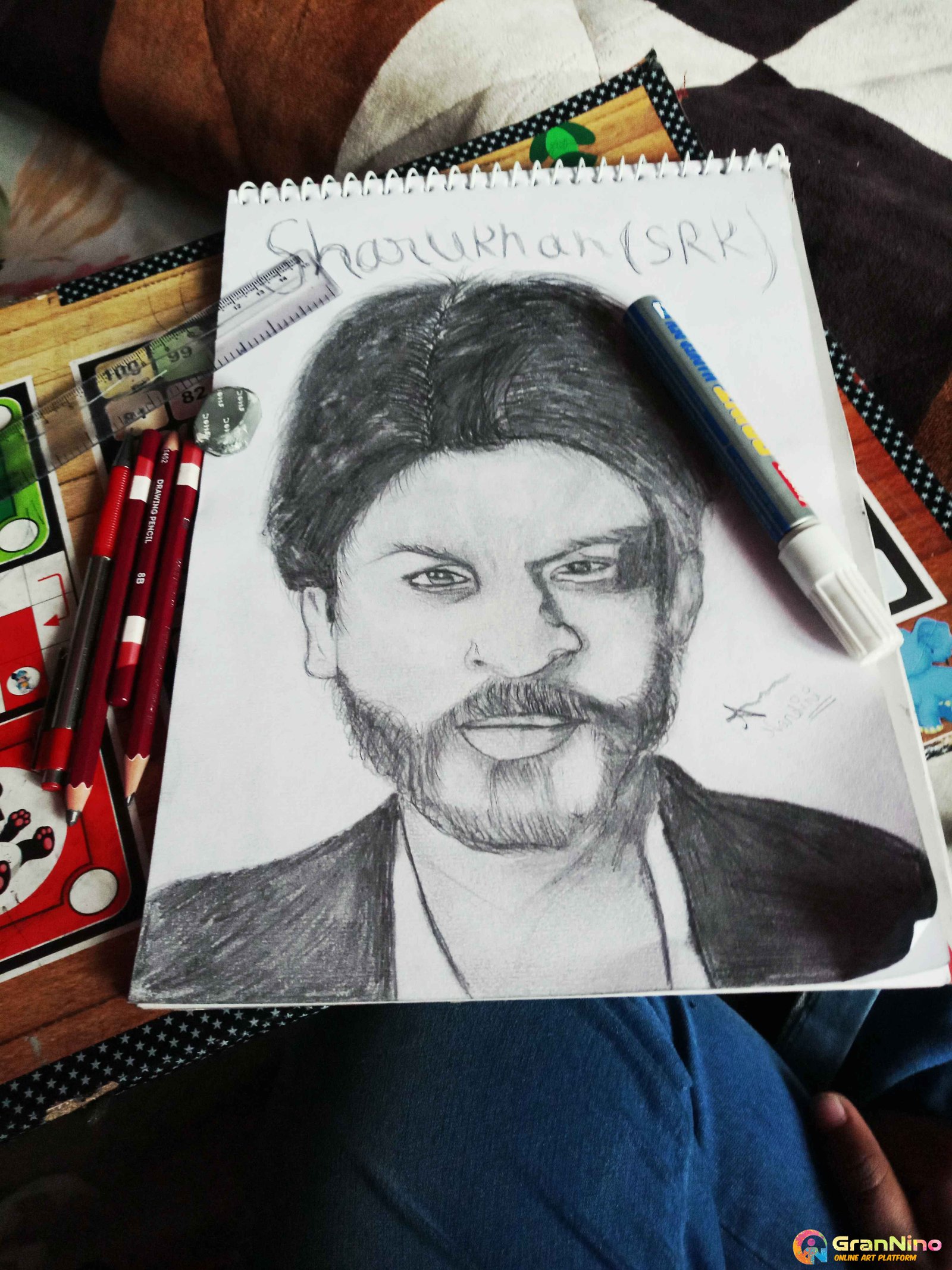 Shahrukh Khan Pencil Drawing - How to Sketch Shahrukh Khan using Pencils :  DrawingTutorials101.com